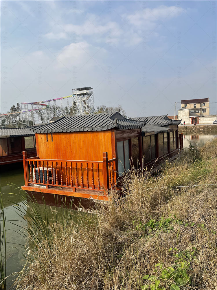 水上房船